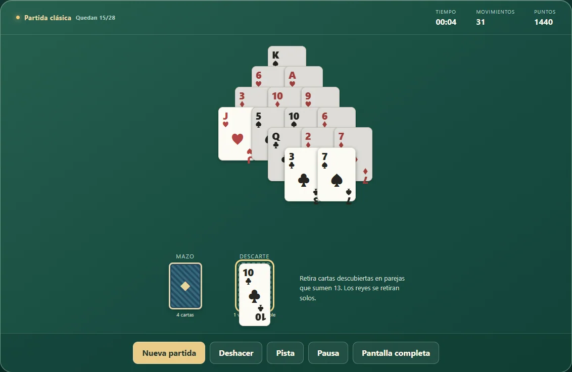 Pirámide con trece cartas retiradas y partida aún activa