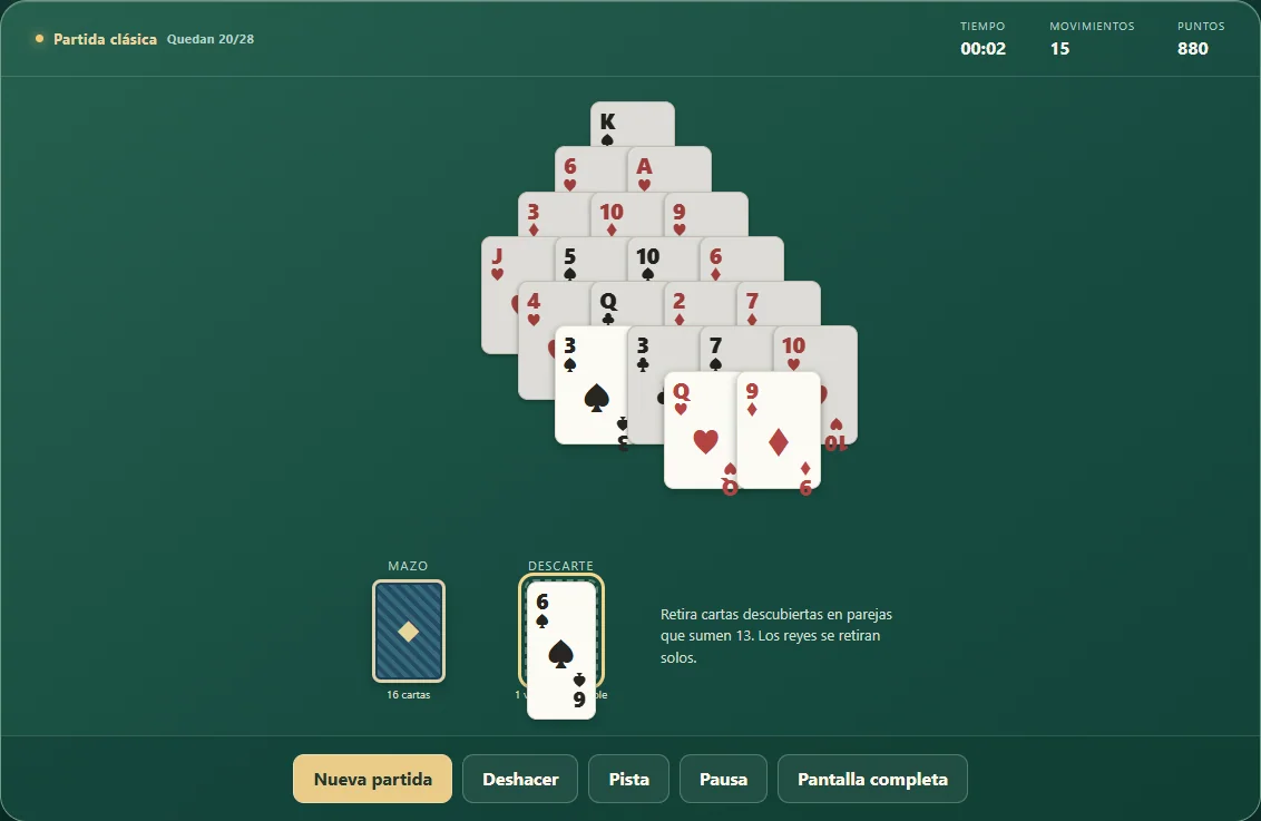 Ocho cartas retiradas de la pirámide y descarte disponible